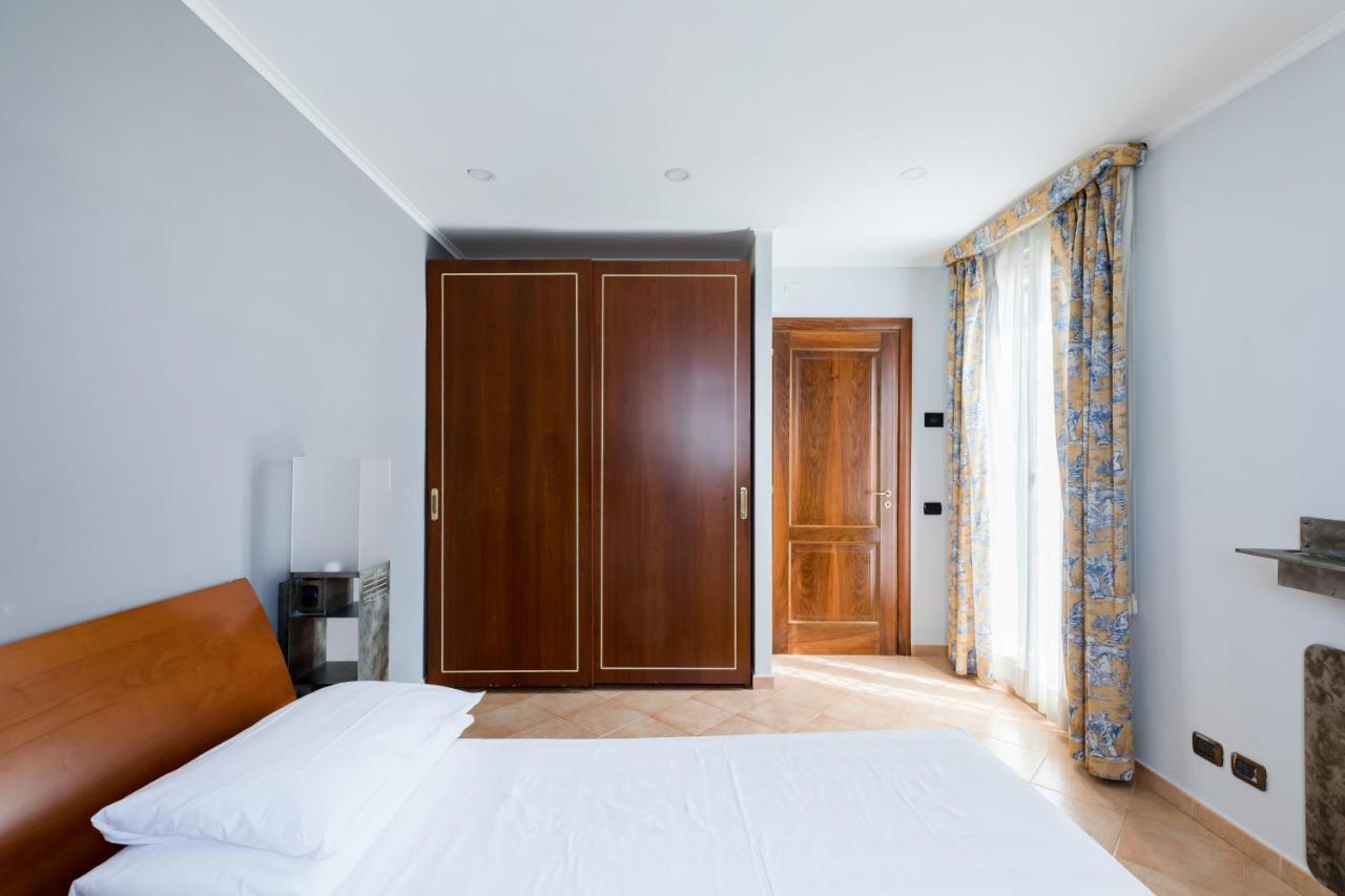 Crosti Apartments Roma Exterior foto